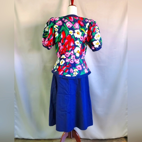 STUART ALAN | Floral 2pc Skirt Suit Set in Navy sz 12 - Picture 9 of 10